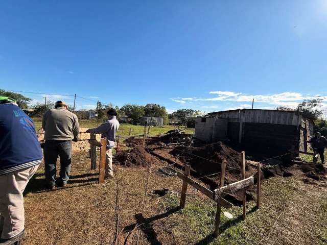 Acompañaron el avance de la construcción de la vivienda de Natalia,